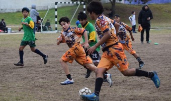 ENCUENTRO DE FTBOL INFANTIL EN EL POLIDEPORTIVO